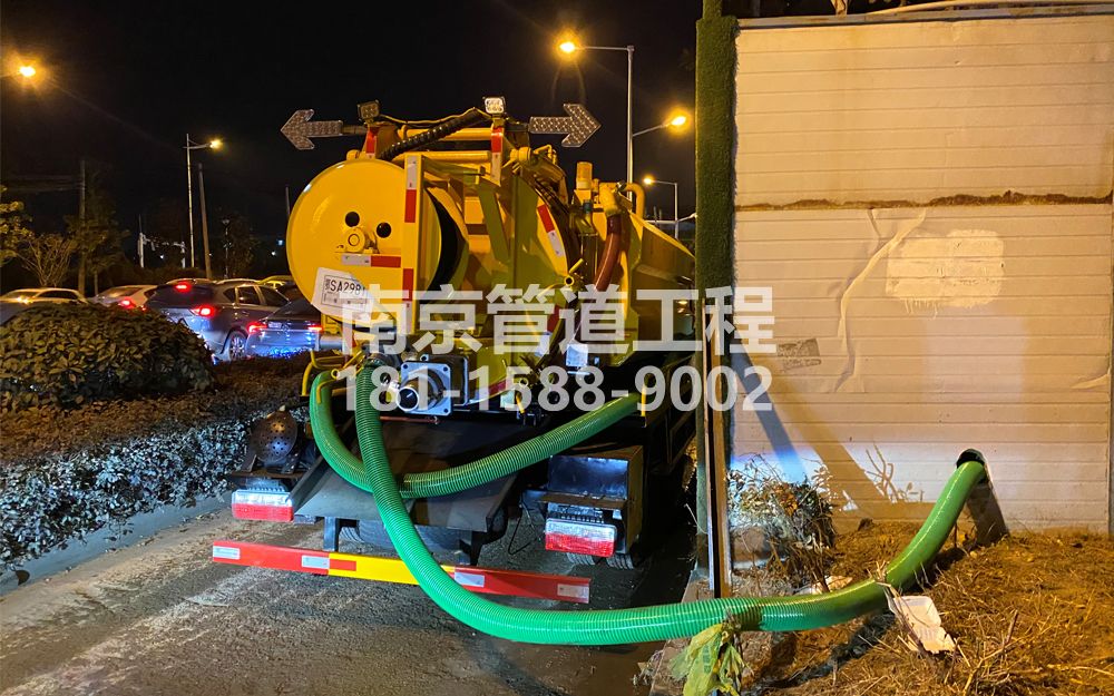 266金宁新村临时工地抽粪