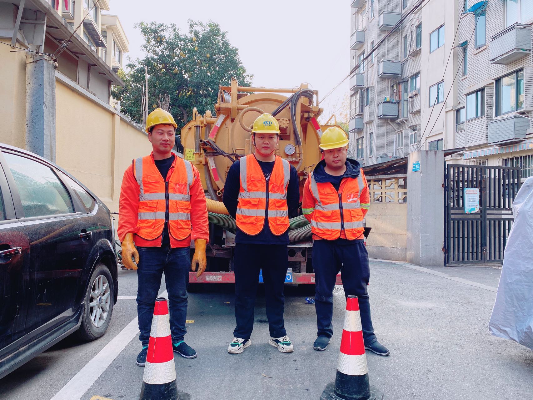 金宁新村南京某小区管道清淤检测施工